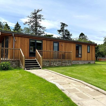 Skyline Lodge Loch Lomond Castle Lodges Balloch Esterno foto
